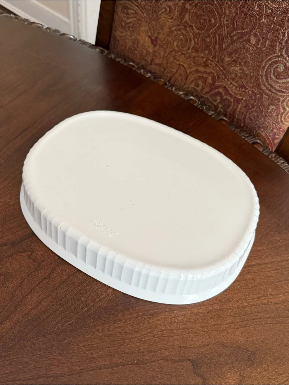 Corning Ware French White F-4-B 2.5 Liter Casserole Oval Baking Dish